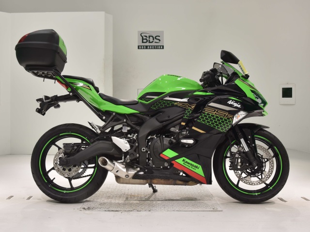 Kawasaki NINJA ZX-25R 2021
