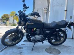 Kawasaki Z500 2021
