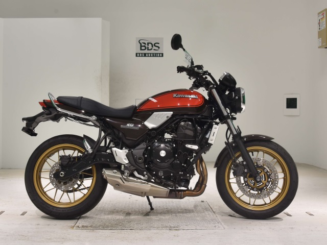 Kawasaki Z650RS 2022