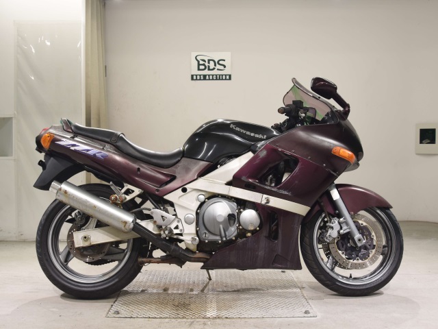 Kawasaki ZZ-R400 1997