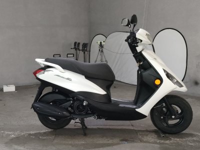 Yamaha AXIS Z 2017