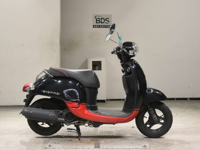 Honda GIORNO 2012