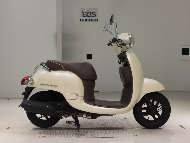 Honda GIORNO 2011