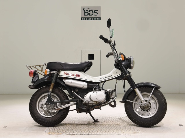Suzuki RV50