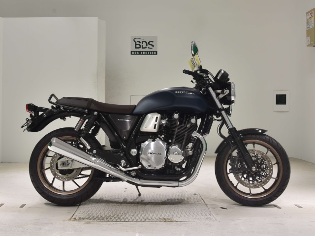 Honda CB1100RS 2021