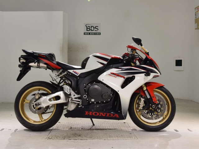 Honda CBR1000RR 2006