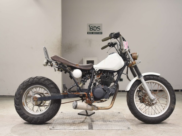 Yamaha TW200E 2000