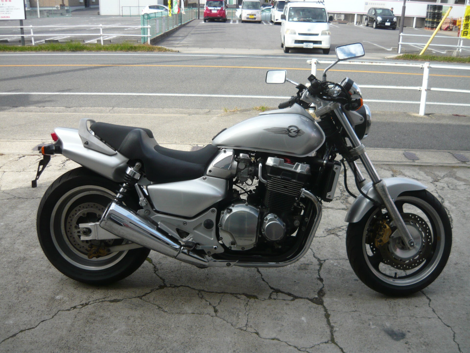 Honda X4 1998