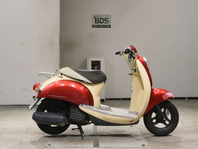 Honda SCOOPY50 2008